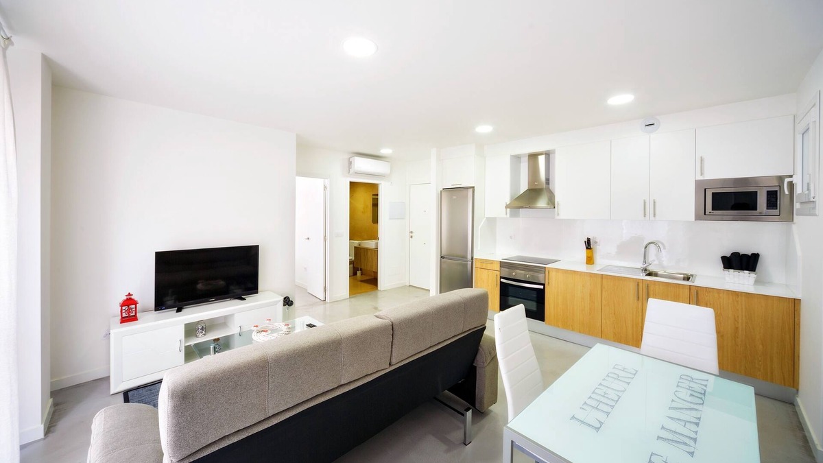 Perillo Apartment | 1 bedroom apt - 1 bed | Rueiro 17 - Low A