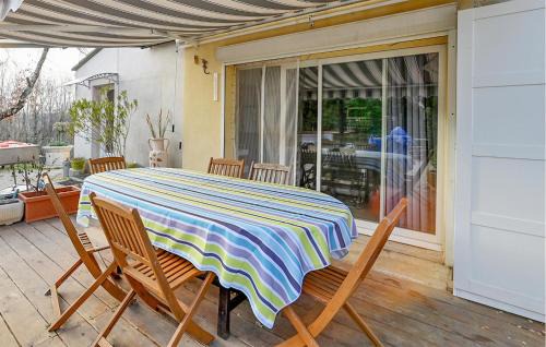Saint-Denis House | 1 Bedroom Awesome Home In Saint-Denis