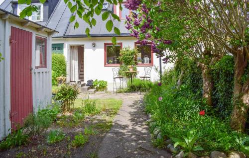 Limhamn House | 1 Bedroom Beautiful Home In Limhamn