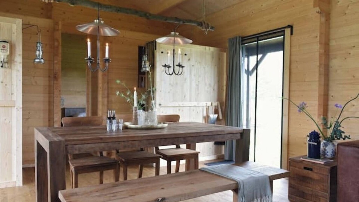 Oosterwolde Cabin | 1 bedroom cabin in oosterwolde