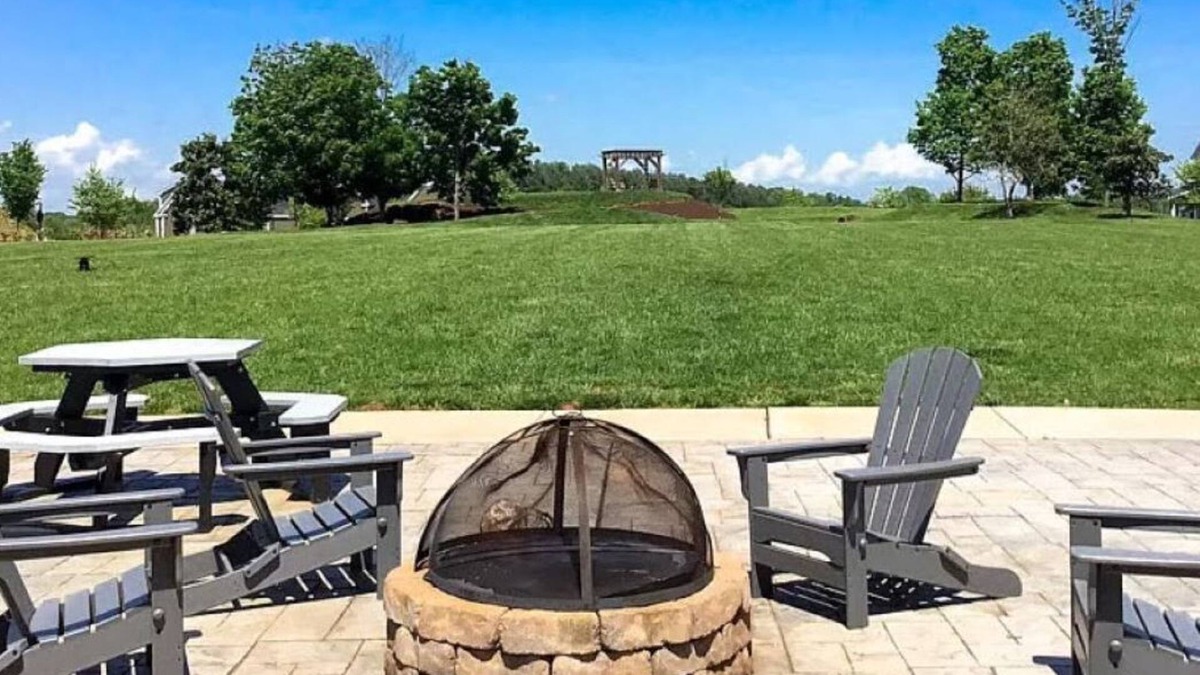 Rio Apartment | 1 Bedroom Carriage House Apartment, 15 minutes to Downtown Charlottesville!