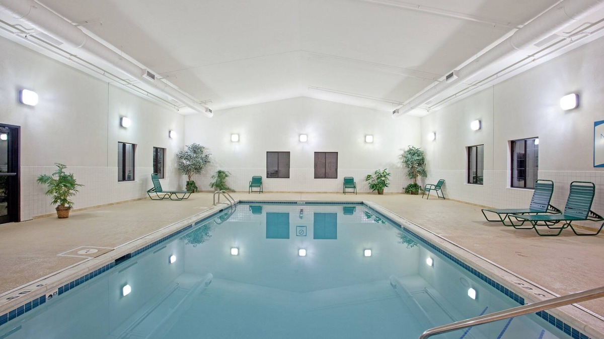 Half Day Condo | 1 Bedroom | Free Breakfast, Indoor Pool Access