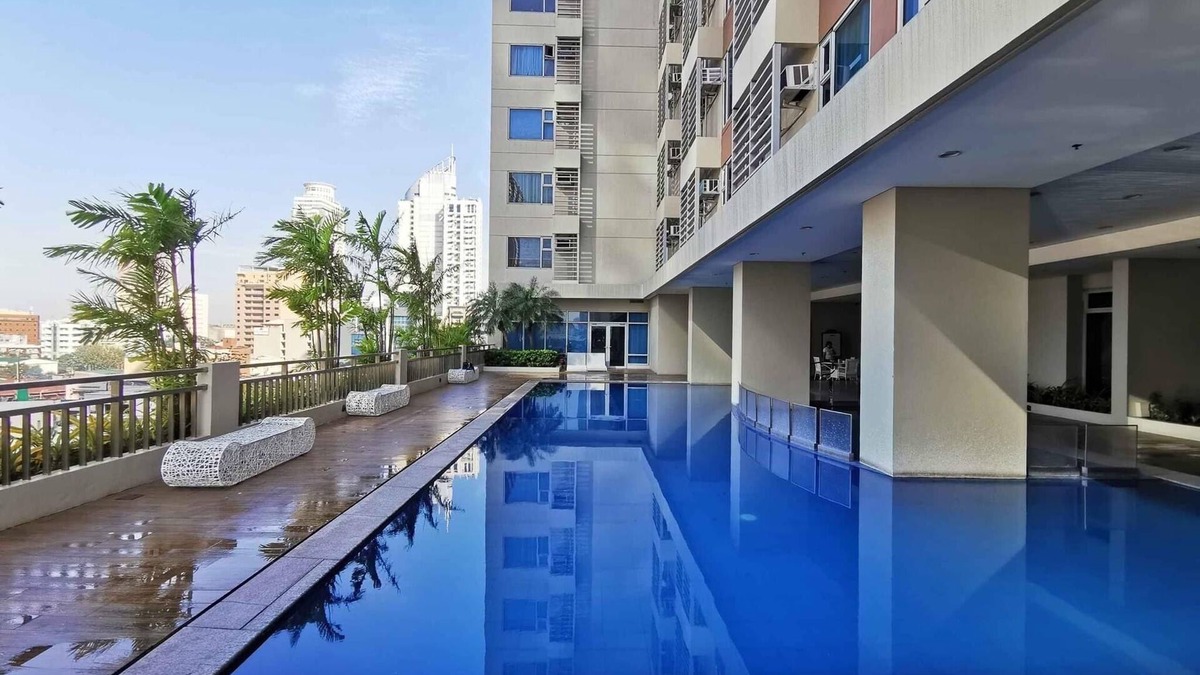 Barangay 670 Condo | 1 Bedroom in 8 Adriatico Manila