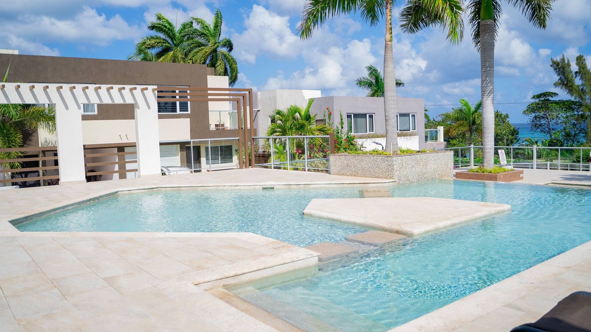 Reading House | 1 Bedroom in Montego Bay with Pool- Escape to Exhala