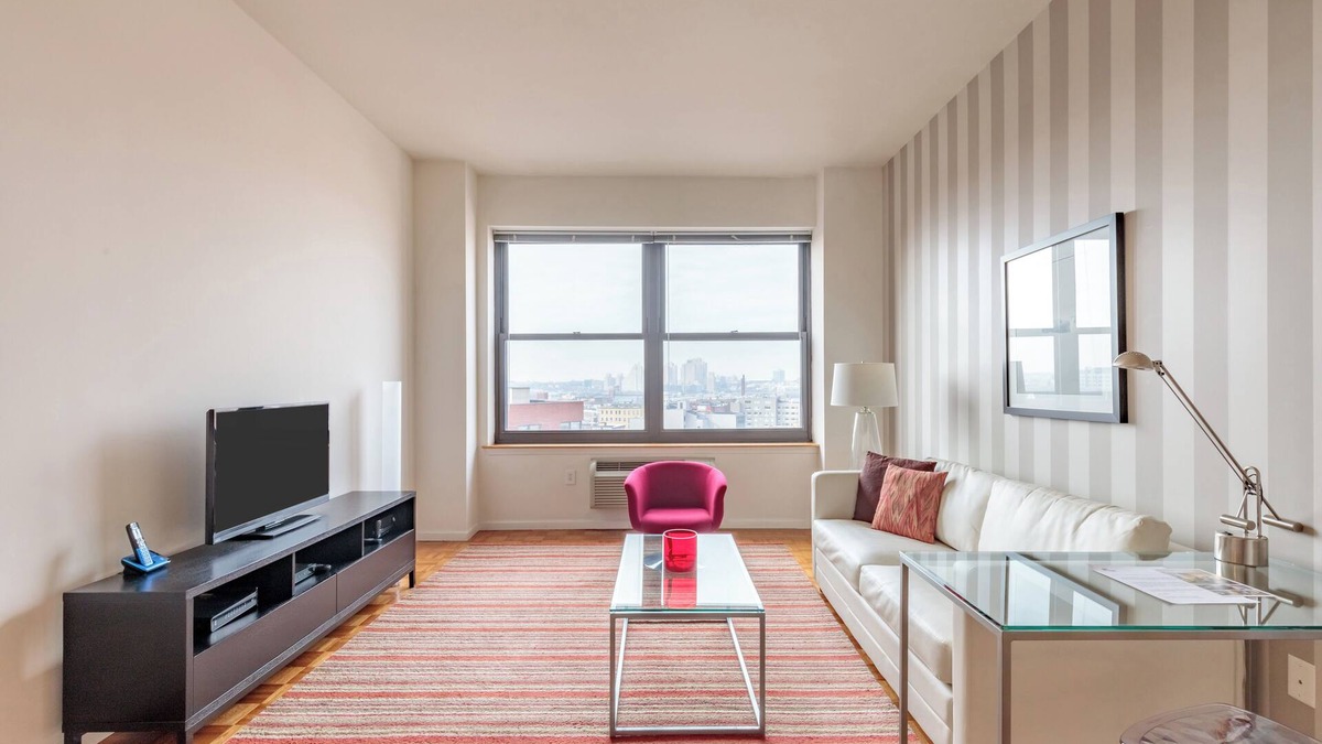 The Waterfront Apartment | 1 Bedroom in the Heart of Downtown Jersey City
