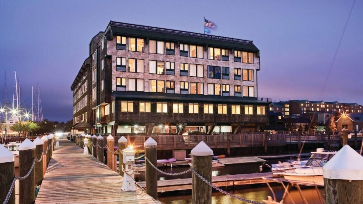 The Point Resort | 1 Bedroom Nautical New England Escape At Wyndham Inn on Long Wharf
