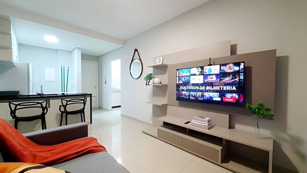 Bigorrilho Apartment | 1 bedroom, stylish, club sky condo with parking space