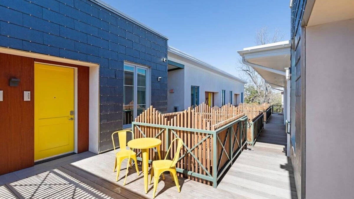 Cannonborough Elliotborough Apartment | 1 Bedroom Suite, On- Site Parking Available!
