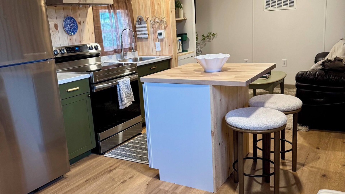 Pompeys Pillar House | 1 bedroom Tiny Home