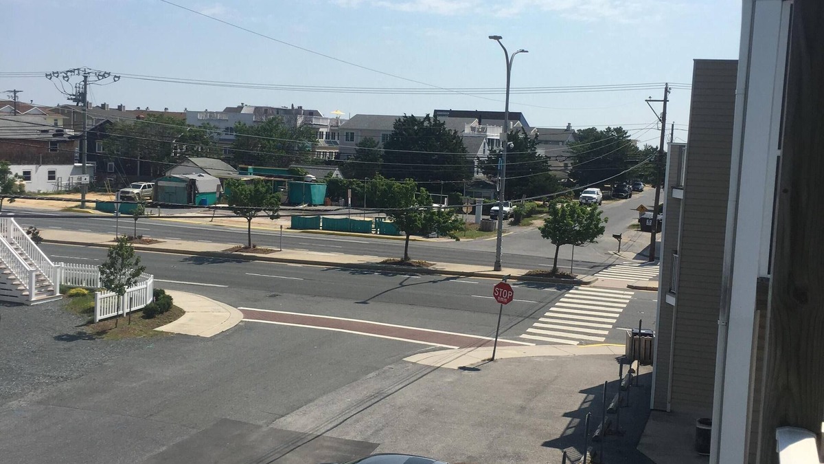 Rehoboth by the Sea Condo | 1 Block from Beach! Swedes St. 4 Bed/3 Bath Condo in Dewey Beach Sleeps 10