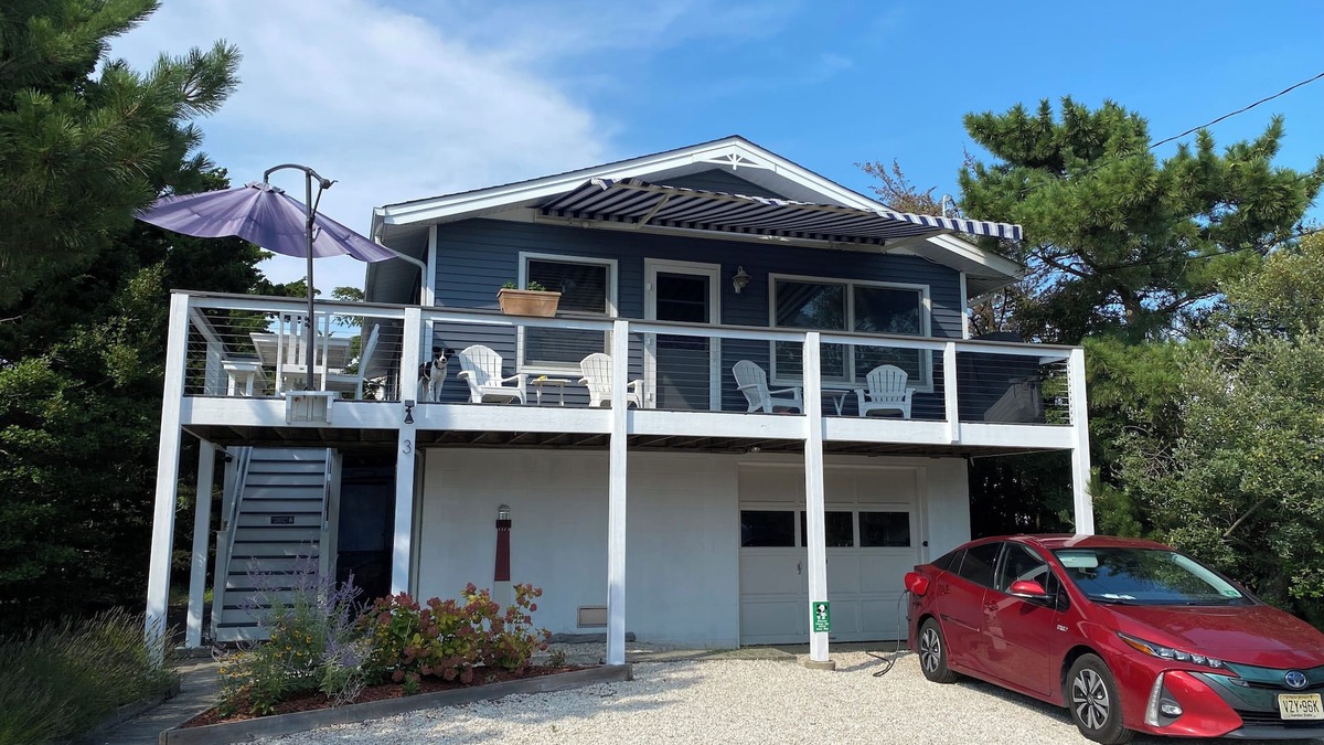 Point Pleasant - Toms River House | 1 Block to Beach. Game room!