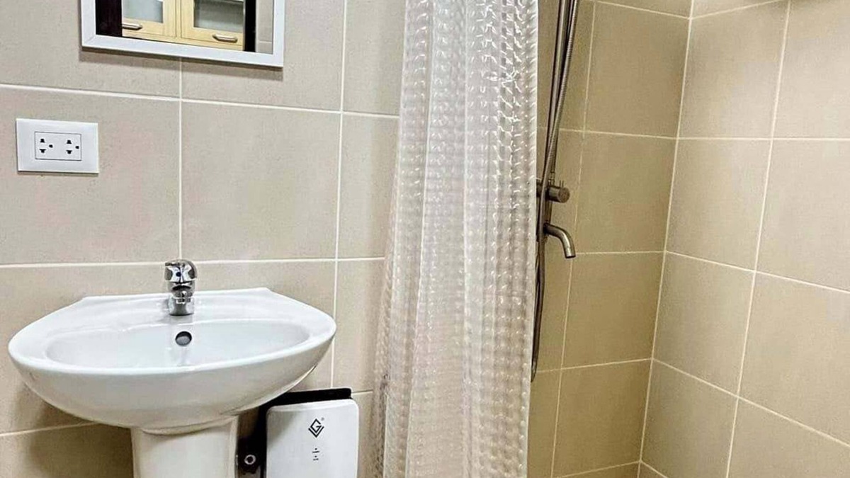 Pembo Condo | 1 BR condo Bonifacio Global City, Taguig M. Manila