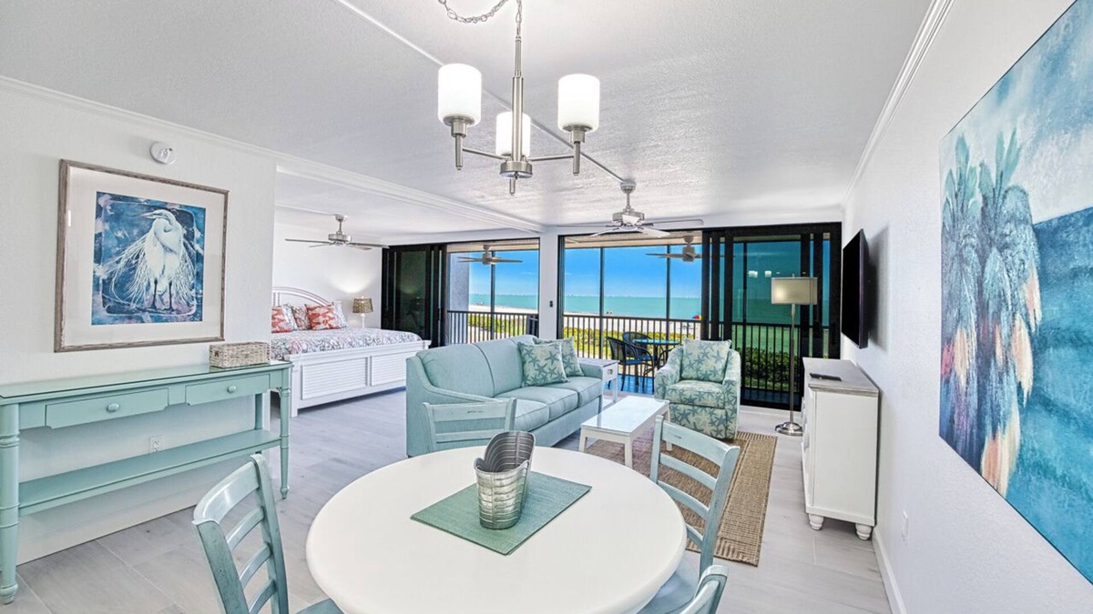 Sanibel Condo | 1 BR Gulf Front Sanibel Condo - 25 Steps to the the Beach