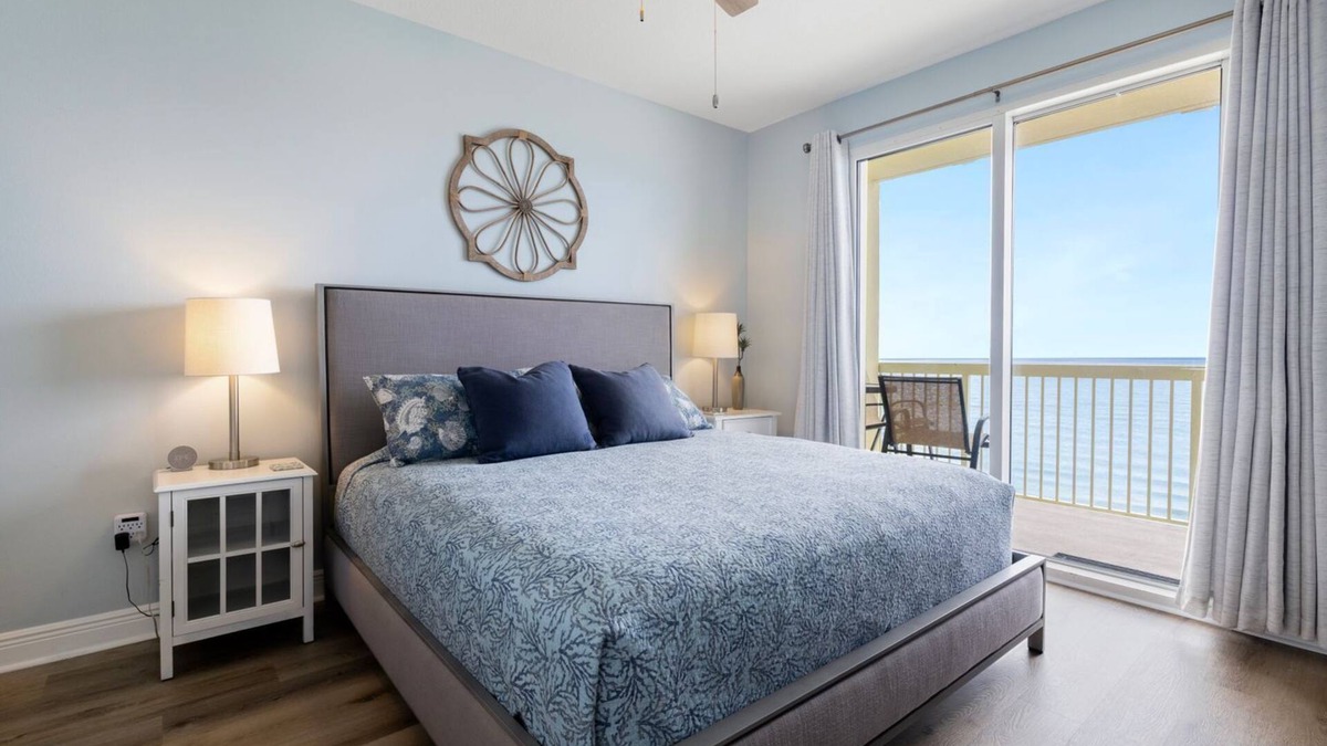 Miramar Beach Condo | 1 BR King, Bonus Sleeping Room Queen, 2 BA with private balcony, BEACH SERVICE