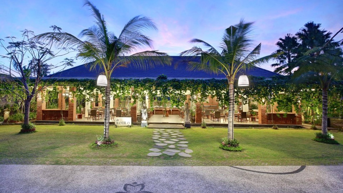 By Pass Ngurah Rai Villa | 1 BR Suite Villa with a private pool, FREE return airport transfers