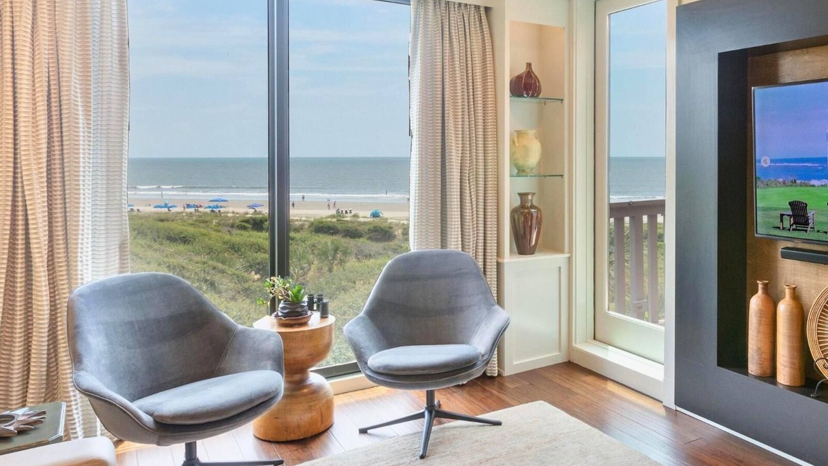 West Beach Village Villa | 1 BR Sweeping Ocean Views! Love Kiawah? Love your Accommodations too!