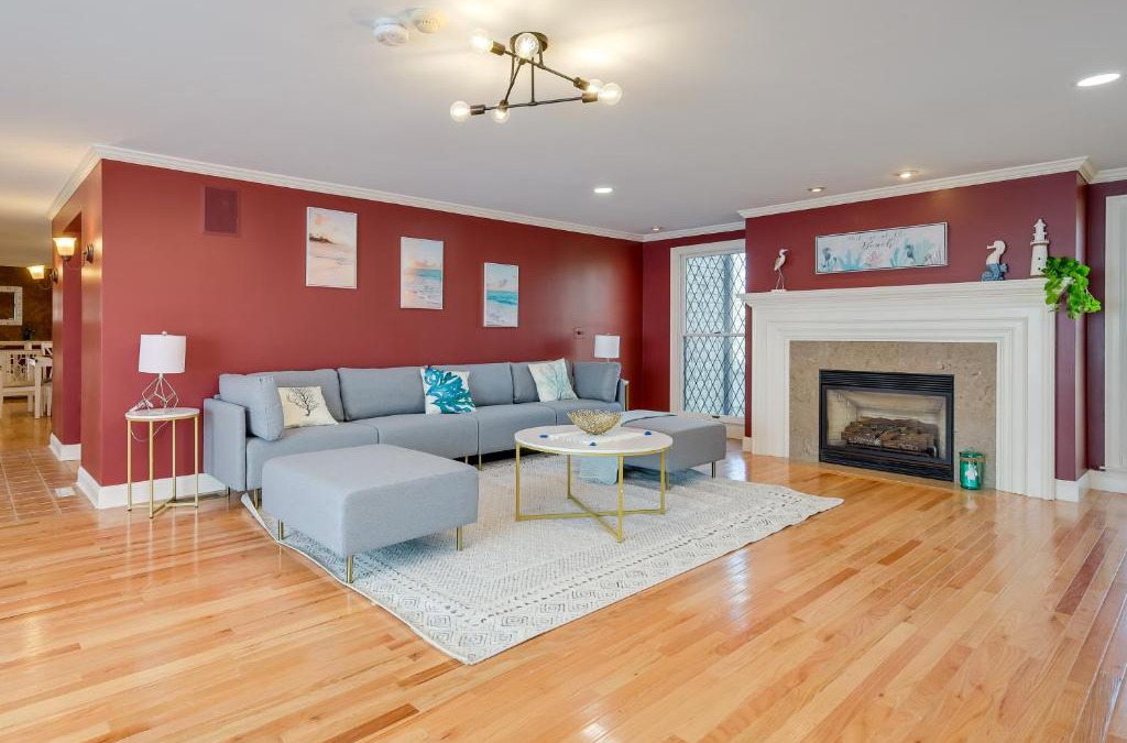 East Sandwich House | 1 Mi to Beach Spacious Retreat in East Sandwich!