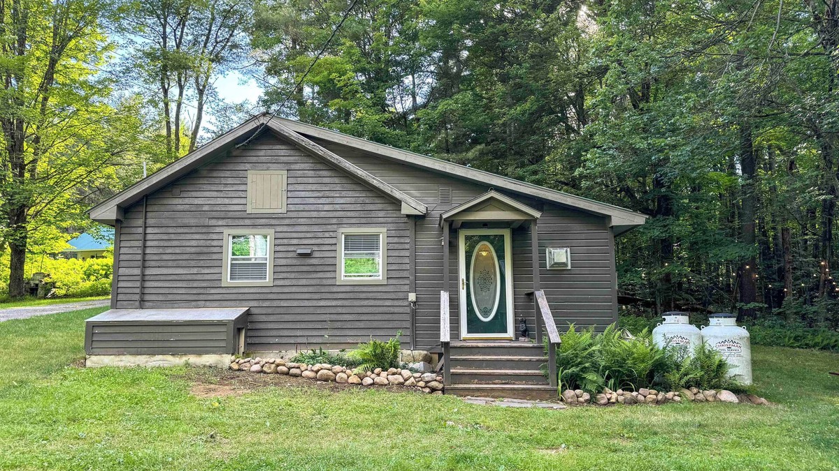 Brantingham Cottage | 1 Mi to Brantingham Lake: New York Getaway!