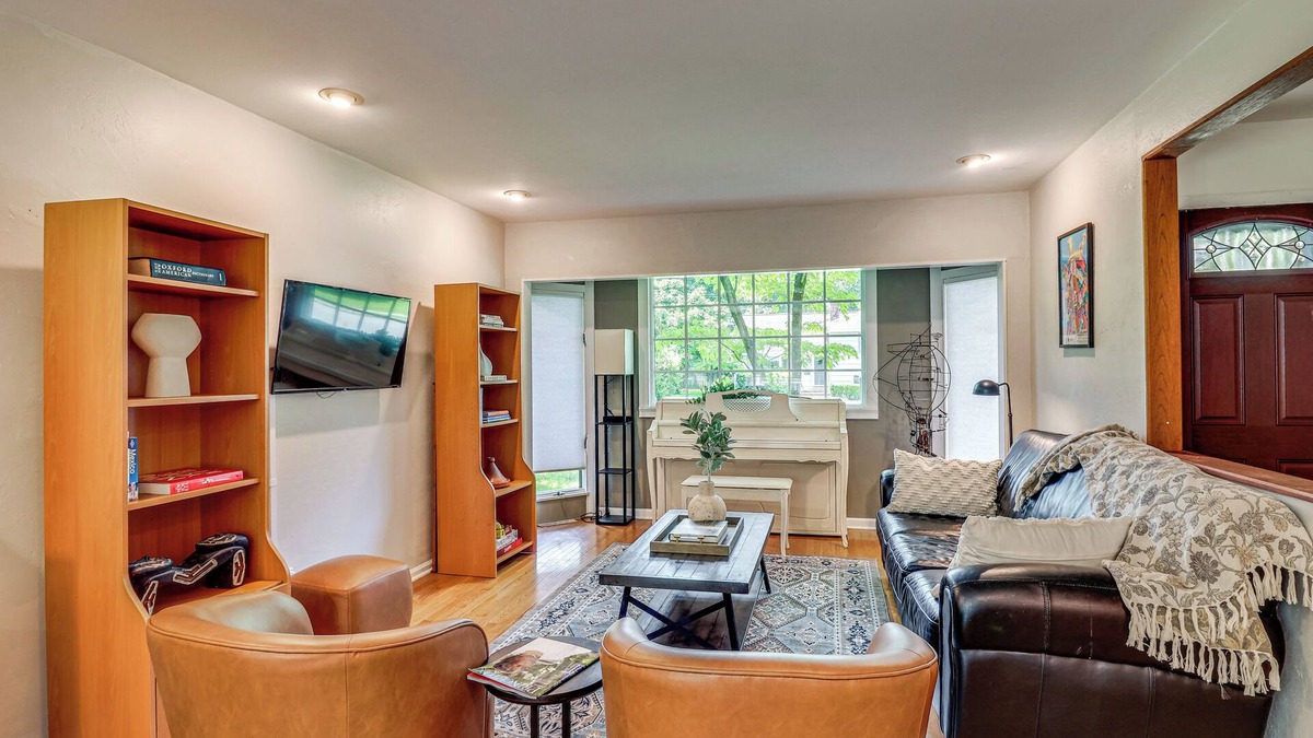 Princeton House | 1 Mi to Campus: Princeton Home w/Furnished Deck