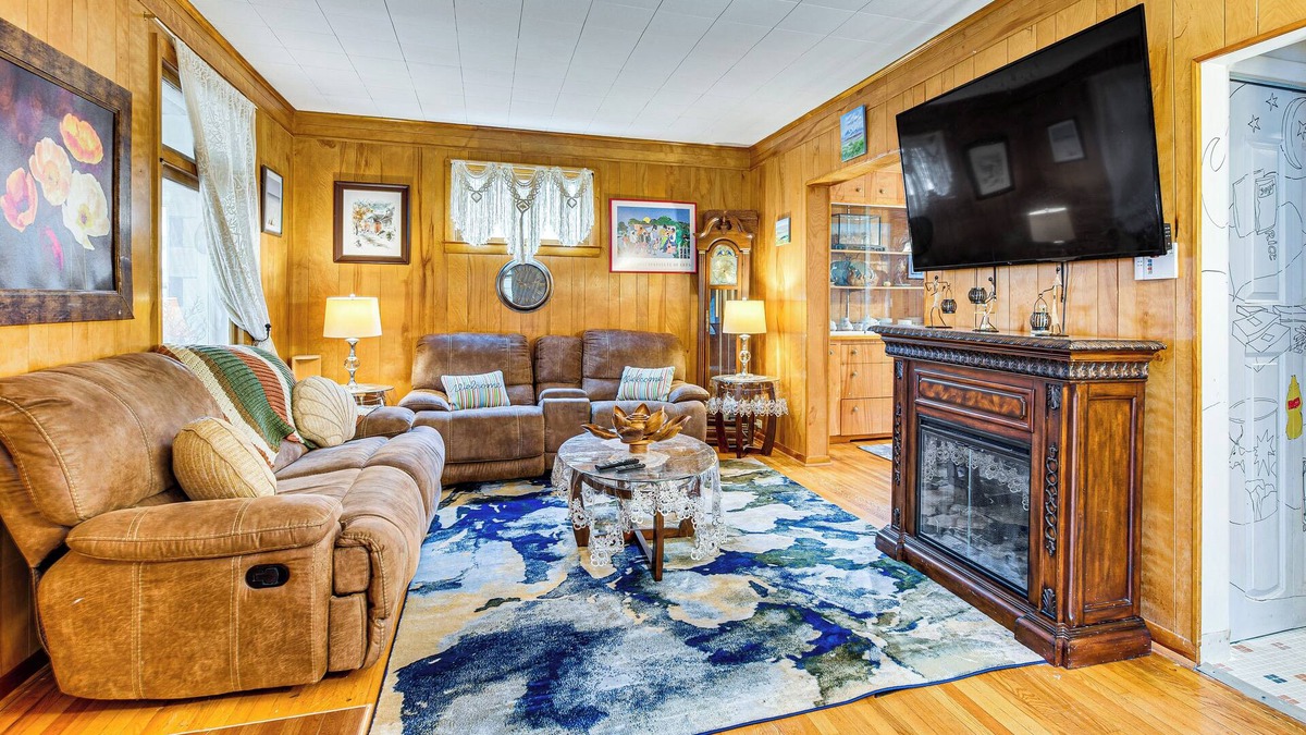 Binghamton House | 1 Mi to Dtwn: Colorful Binghamton Home