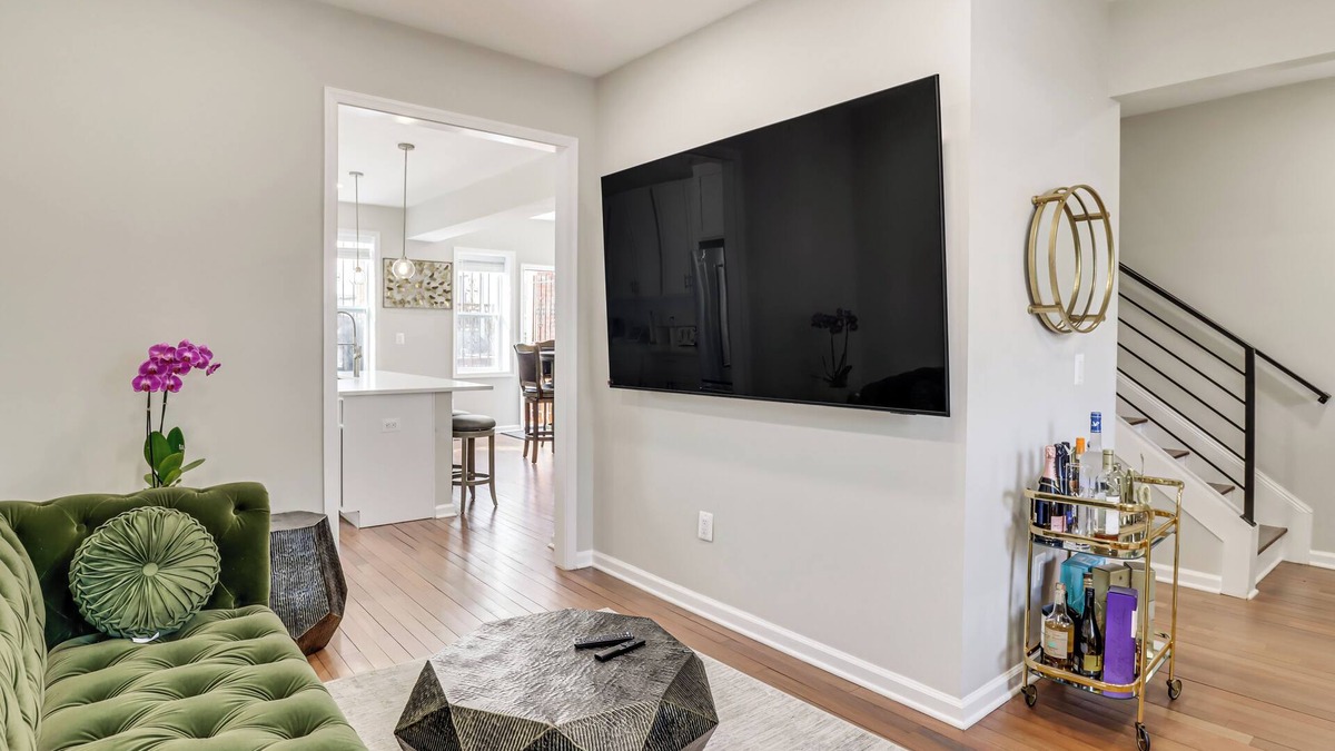 Park View House | < 1 Mi to Howard University: Townhome w/Deck