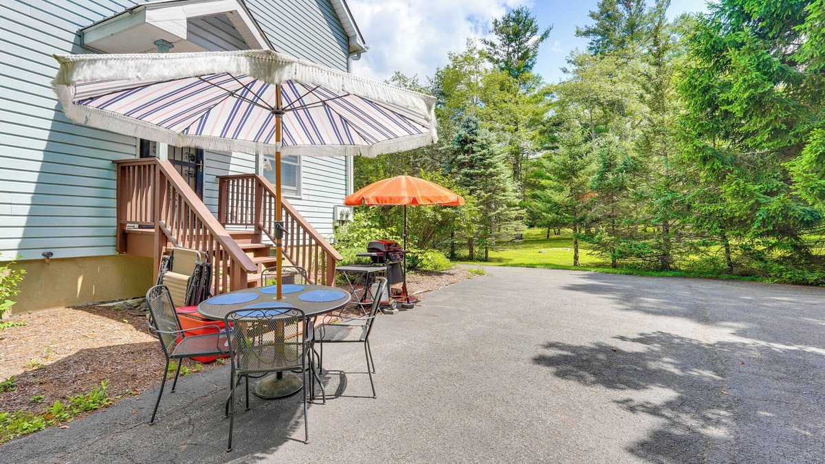 Hunter House | 1 Mi to Hunter Mtn: Cozy Unit on 6-Acre Property!