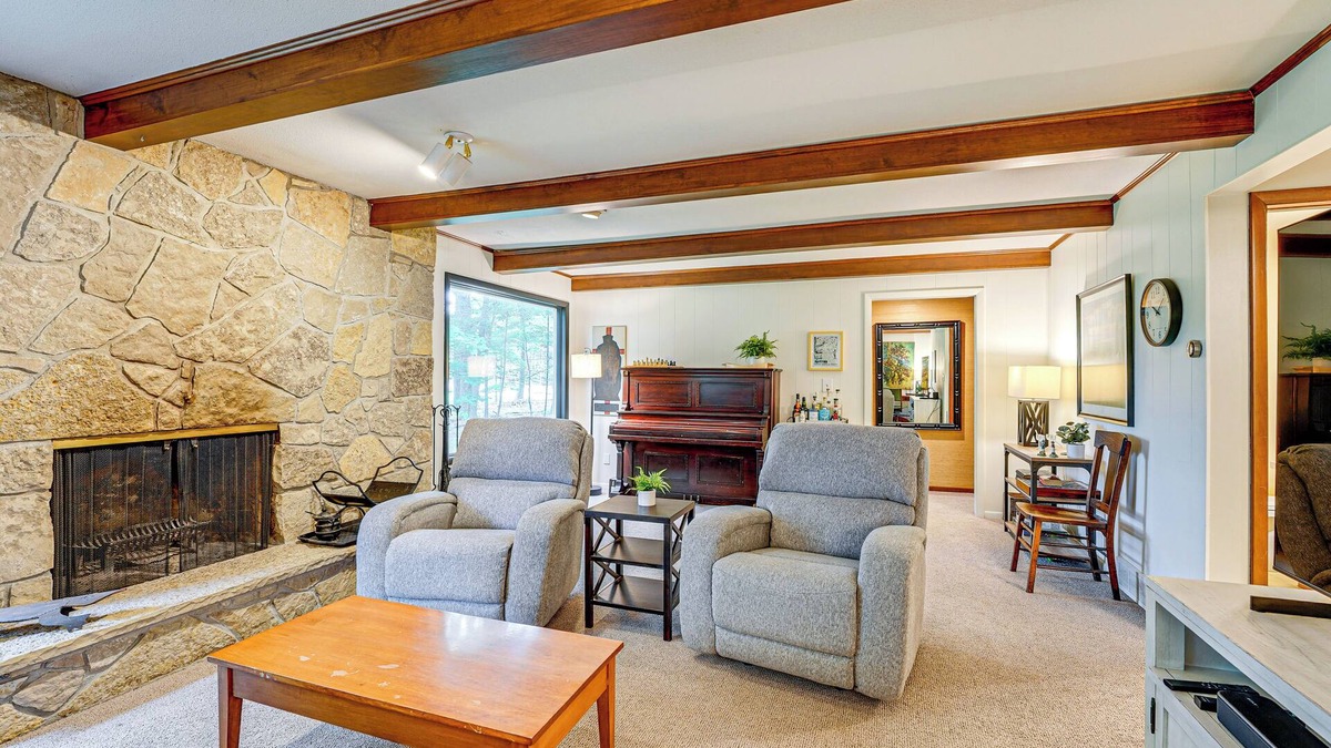 Whitehall Cabin | < 1 Mi to Lake Michigan: Peaceful Cabin w/Yard!