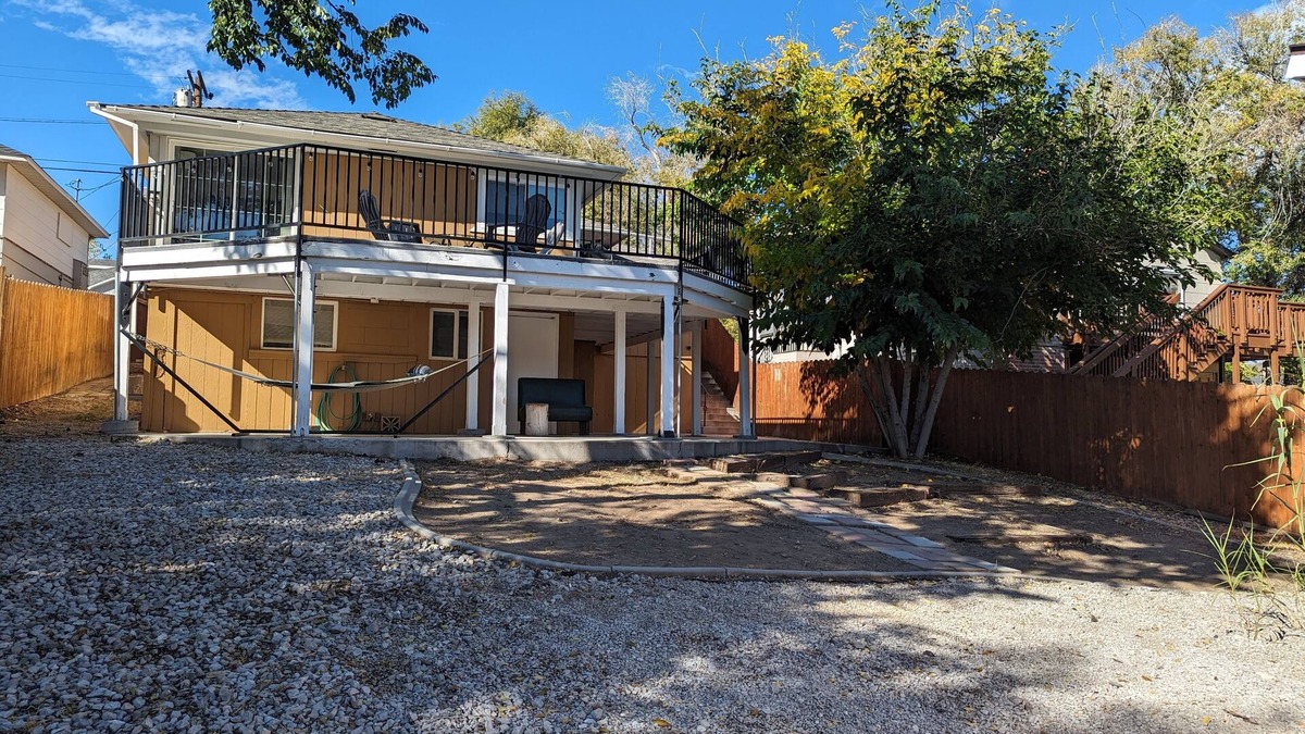West University House | 1 mi. to Midtown/Downtown, Restaurants & Parks.