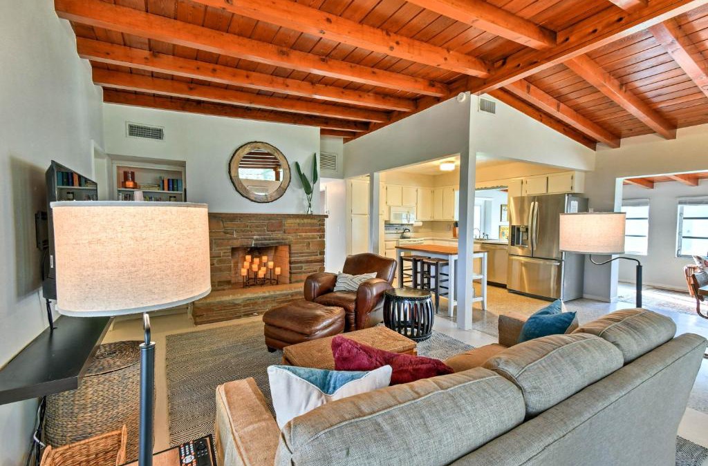 Laurel House | 1 Mi to Nokomis Beach Home with EV Charger