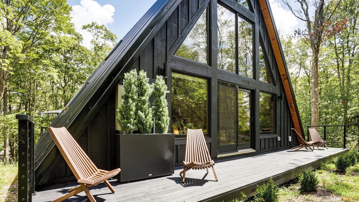 Alpine Lake House | 1 Mi to Resort Beach: Alpine Lake A-Frame!