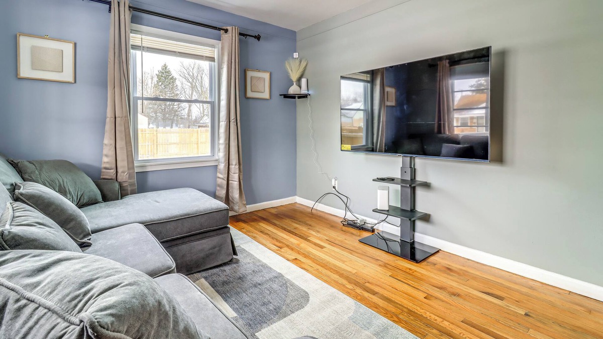 Detroit House | 1 Mi to Rouge Park: Home w/Fenced Yard & Deck