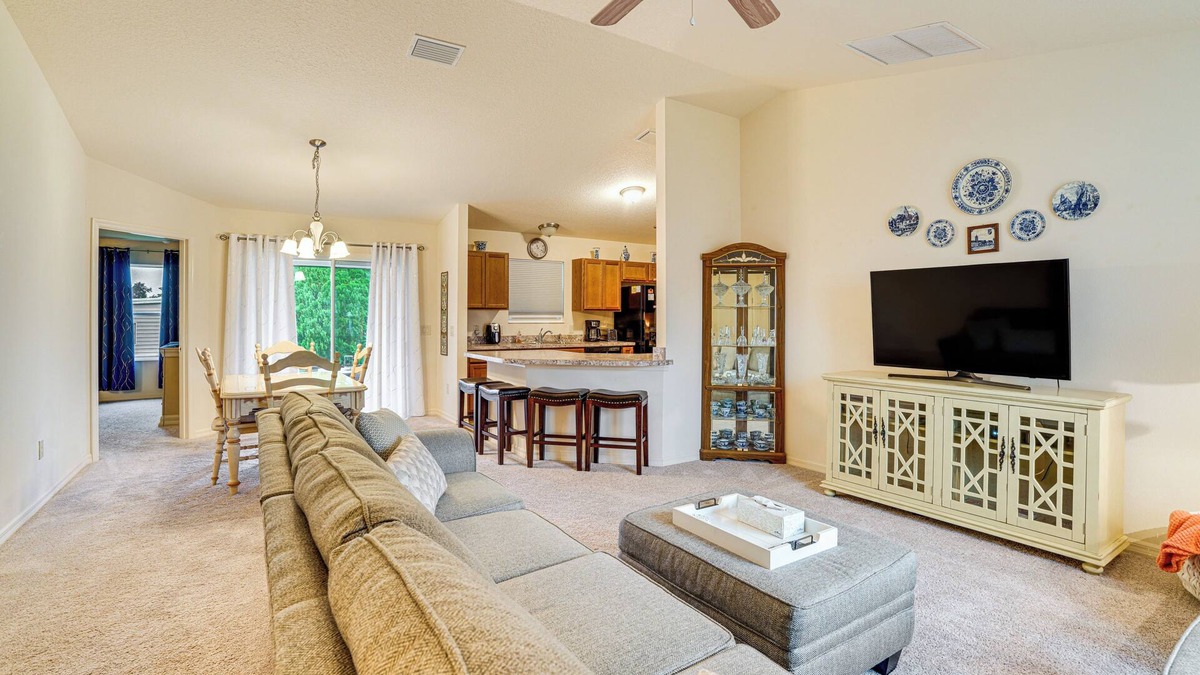 Silver Lake House | 1 Mi to Spanish Springs Square: The Villages Home!