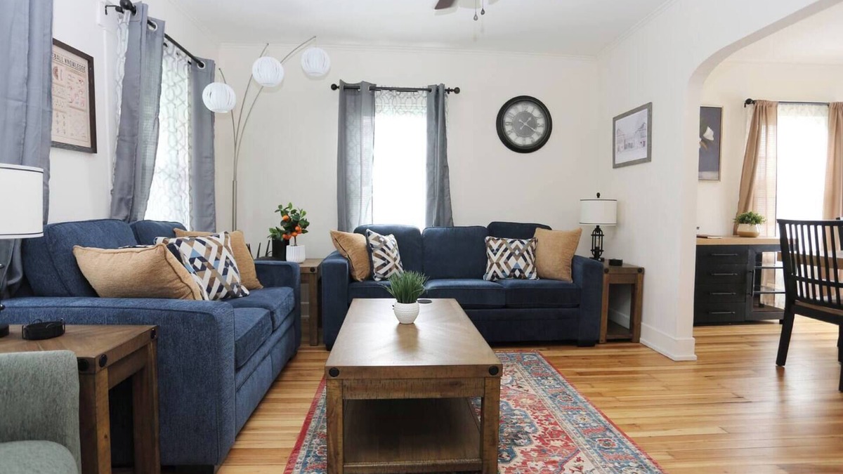 West End House | 1 mile to ASV, newly renovated with EV Charger