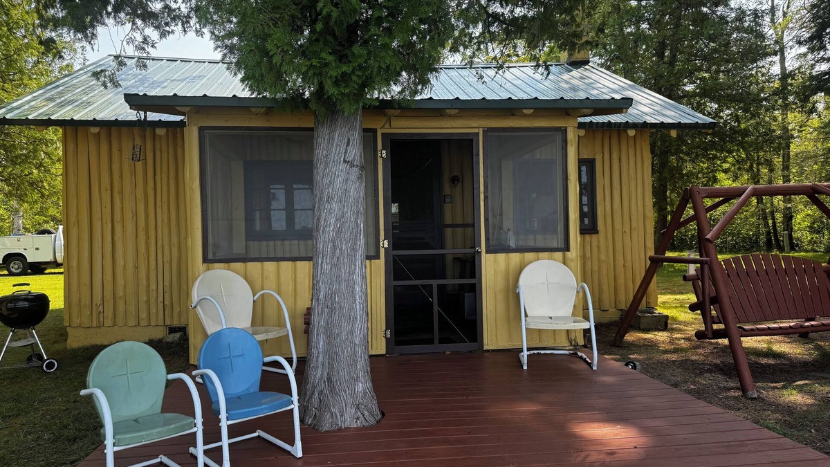 Kewadin House | 1 of 3 Beautiful Sunset Views direct Birch Lake, water toys, dog ok