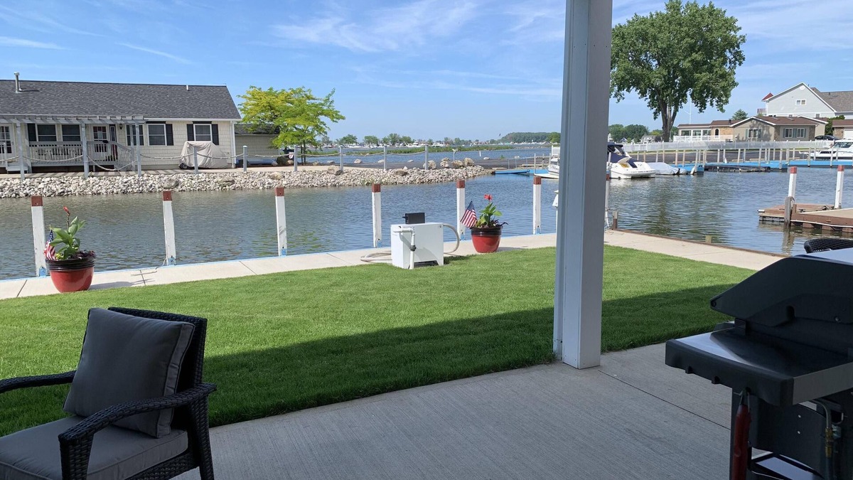 Gypsum Condo | 1 of 4 Waterfront Rental Units - Clean, Safe & Small Complex Sleeps 8-32