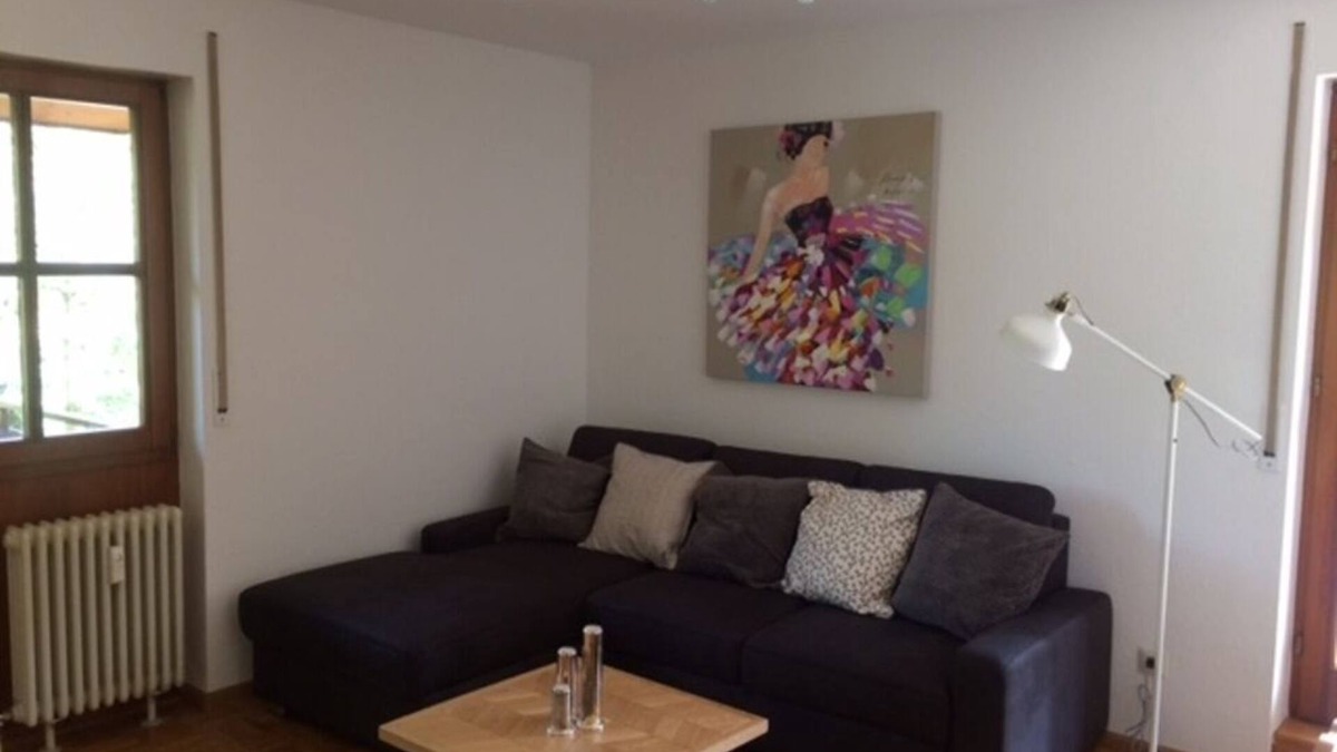 Bad Krozingen Apartment | 1 room apartment 33 in prime location at the spa gardens