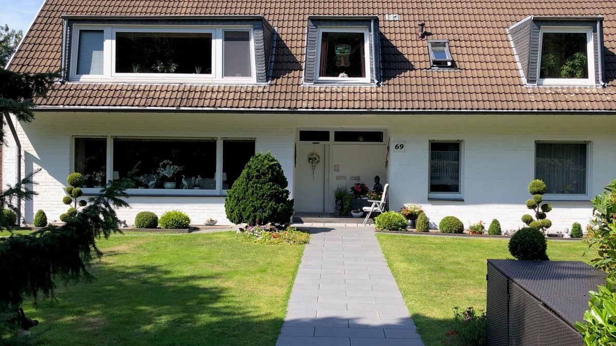 Lennep Apartment | 1 room apartment with large bathroom