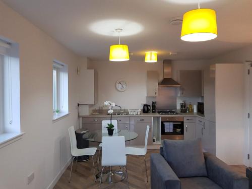 Auchengray Apartment | 1 Royal View Apartments