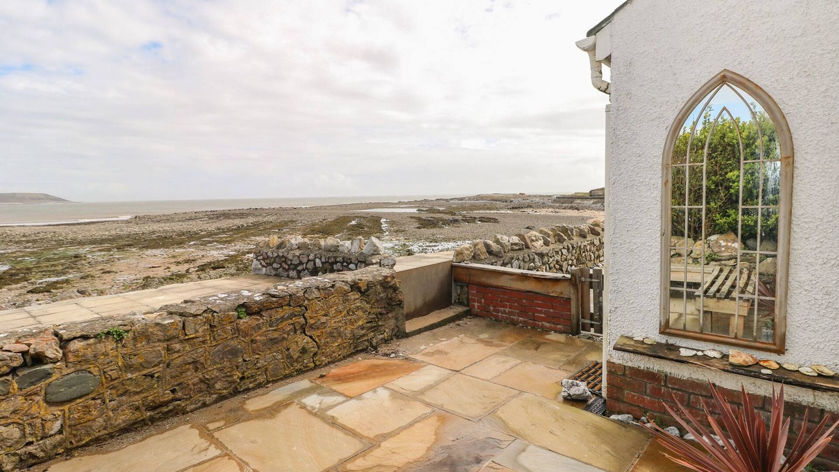 Horton Cottage | 1 Salt Cottage