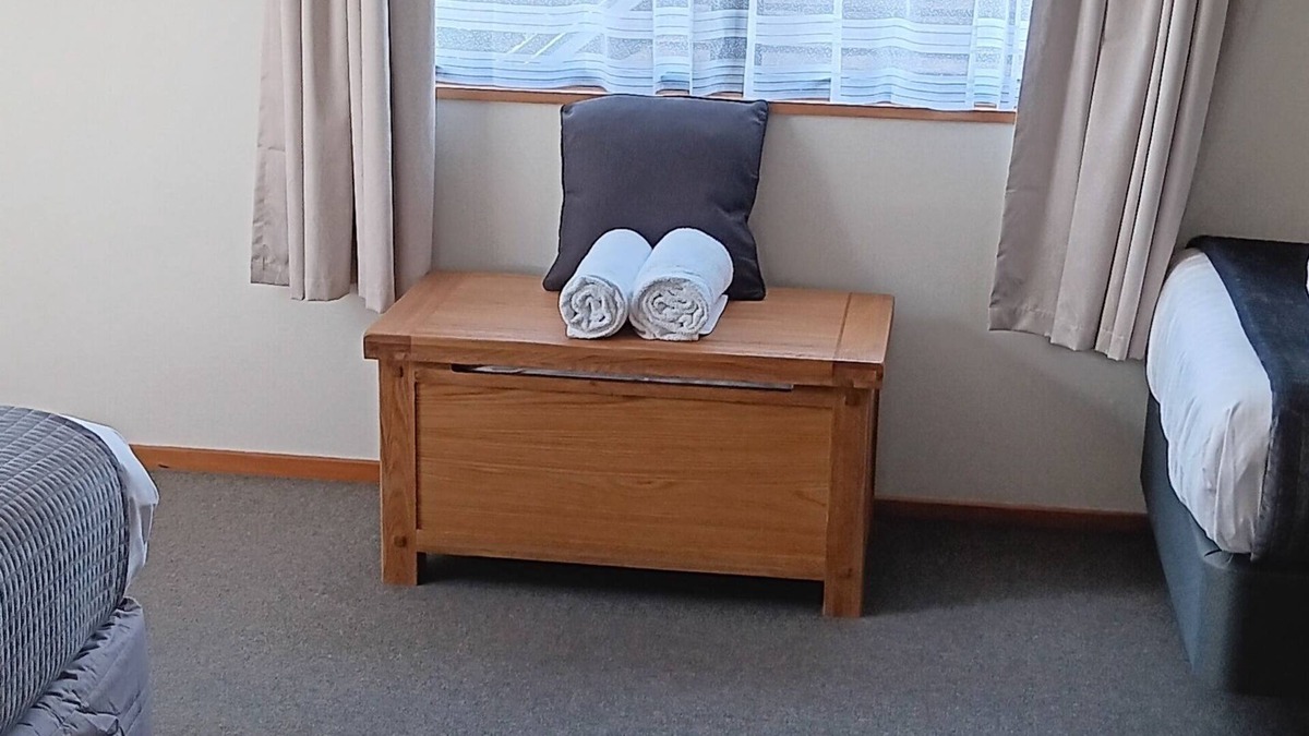 Hanmer Springs House | 1 St James : Centrally located 3 bedroom holiday house in central Hanmer Springs