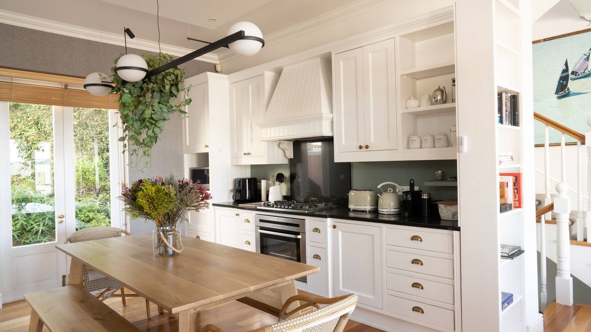 Kalk Bay Apartment | 1 Stonehouse at the Majestic Village, Kalk Bay