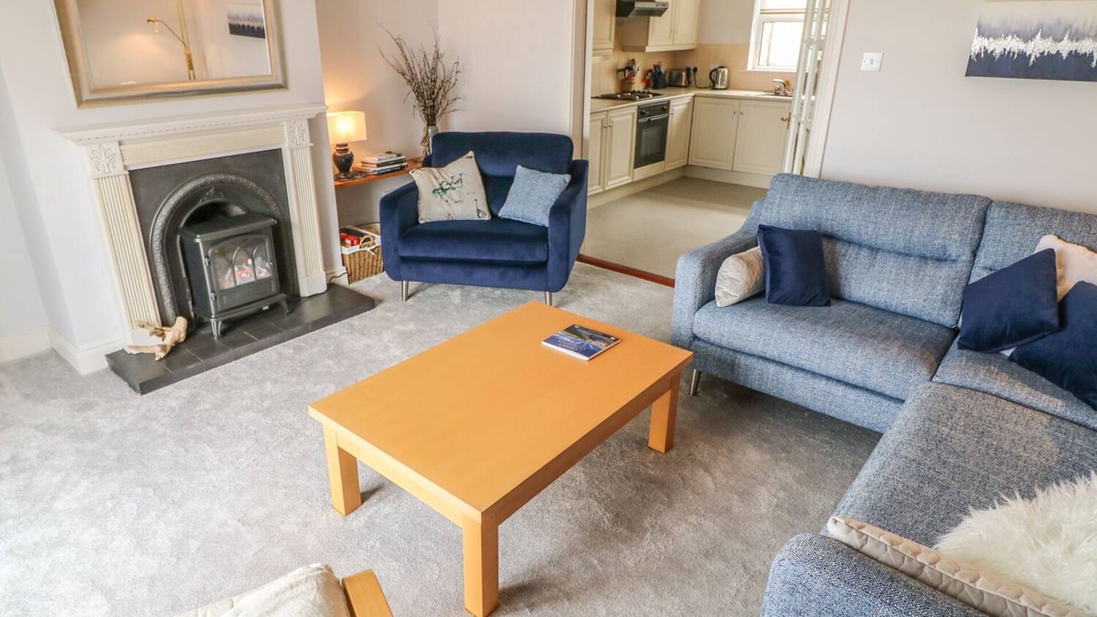 Annalong Cottage | 1 THE MOORINGS, pet friendly in Annalong, County Down