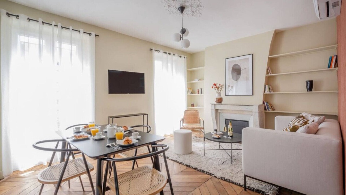 Faubourg-du-Roule Apartment | 1.two Bedrooms#champs Elysées#arc de Triomphe#ac