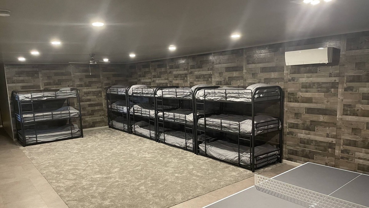 Jacksonville House | 10,000 square feet of Loft for 17, Full Basketball Court + Party Room
