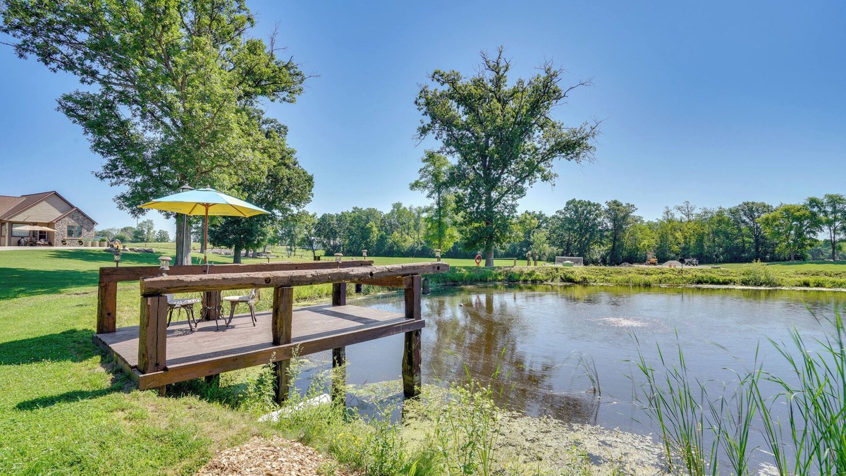 Webster Apartment | 10-Acre Plot: Peaceful Getaway in Webster!