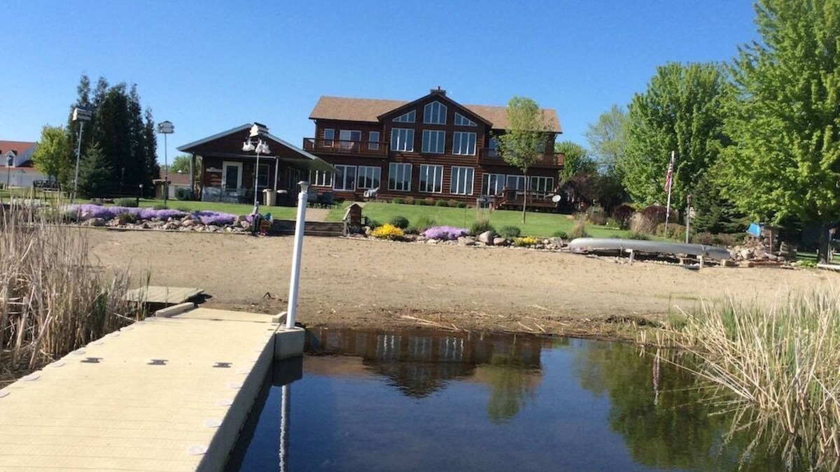 Elysian House | 10 bdrm, 7 bath, cabana, beach, dock, pontoon, games, play ground