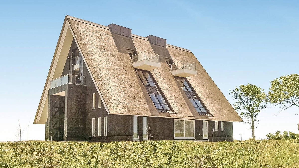 Wierum House | 10 bedroom lovely home in Wierum