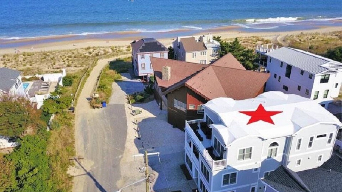 Rehoboth by the Sea House | 10 Chicago Street - 10 Bedrooms - 91/2 Path Ocean Block w/pool