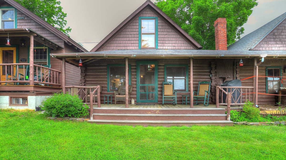 Rangeley Cabin | 10 Haines Landing - We love this classic cabin! Pet friendly and gorgeous views!