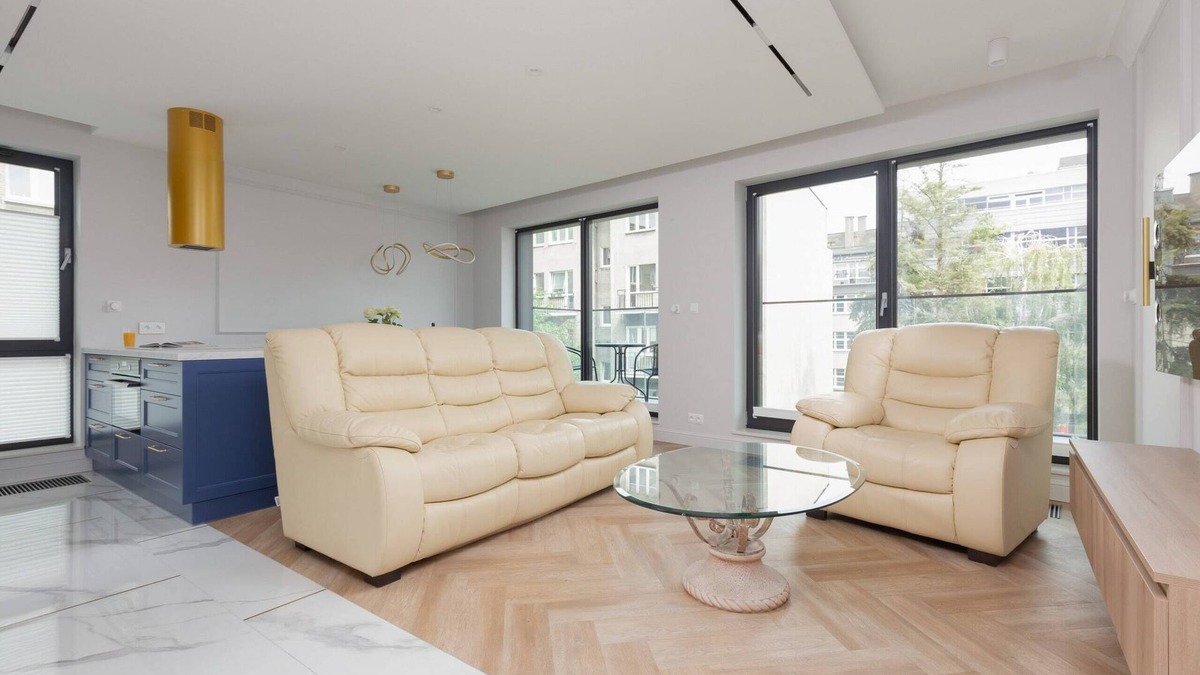 Srodmiescie Apartment | 10 Lutego 18A | Family Apartment | Parking